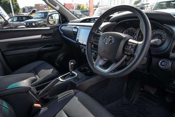 2022 Toyota Hilux SR5 GUN126R 4X4