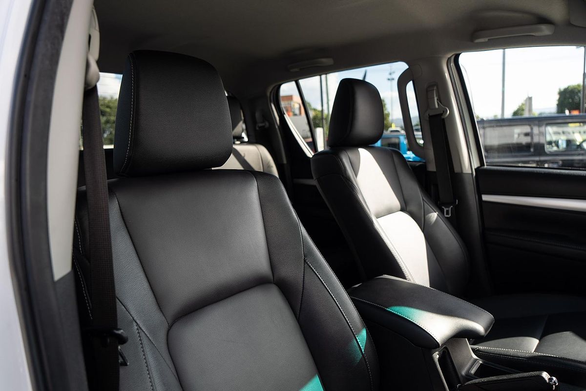 2022 Toyota Hilux SR5 GUN126R 4X4