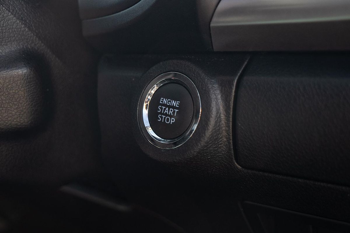 2022 Toyota Hilux SR5 GUN126R 4X4