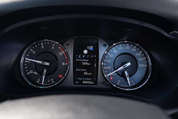 2022 Toyota Hilux SR5 GUN126R 4X4