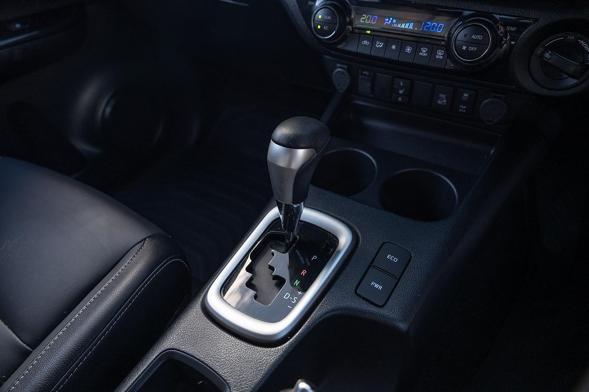 2022 Toyota Hilux SR5 GUN126R 4X4