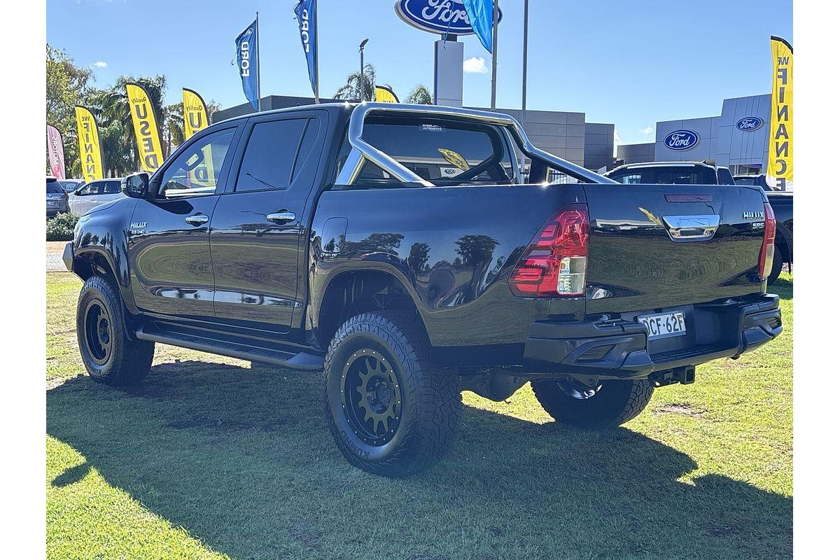 2015 Toyota Hilux SR5 GUN126R 4X4