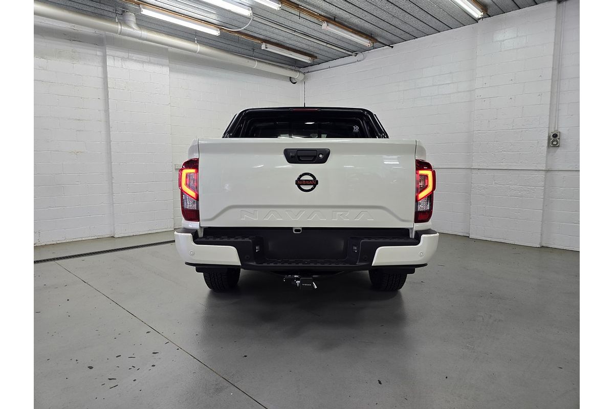 Nissan NAVARA 4X4 2.3 DSL AUTO DC P4X