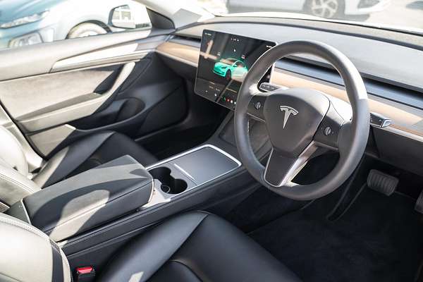 2023 Tesla Model 3 Rear-Wheel Drive