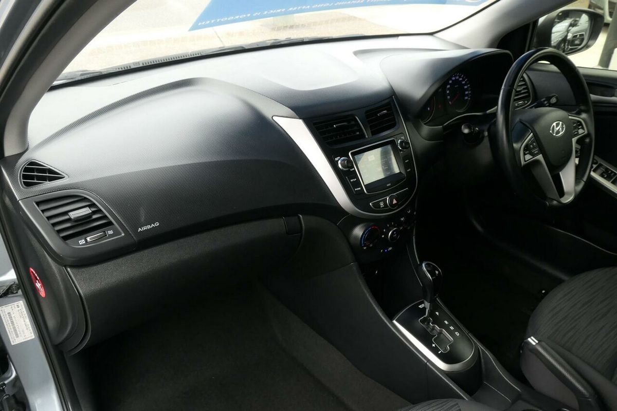 2018 Hyundai Accent Sport RB6