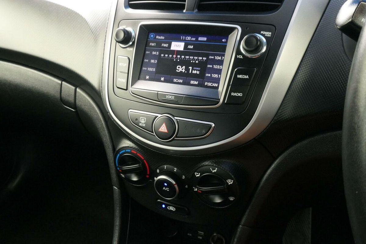 2018 Hyundai Accent Sport RB6