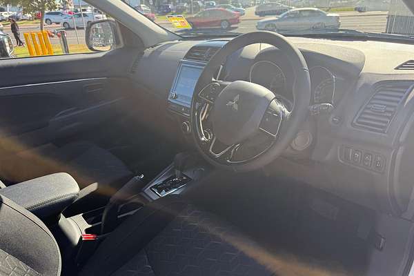 2024 Mitsubishi ASX MR XD