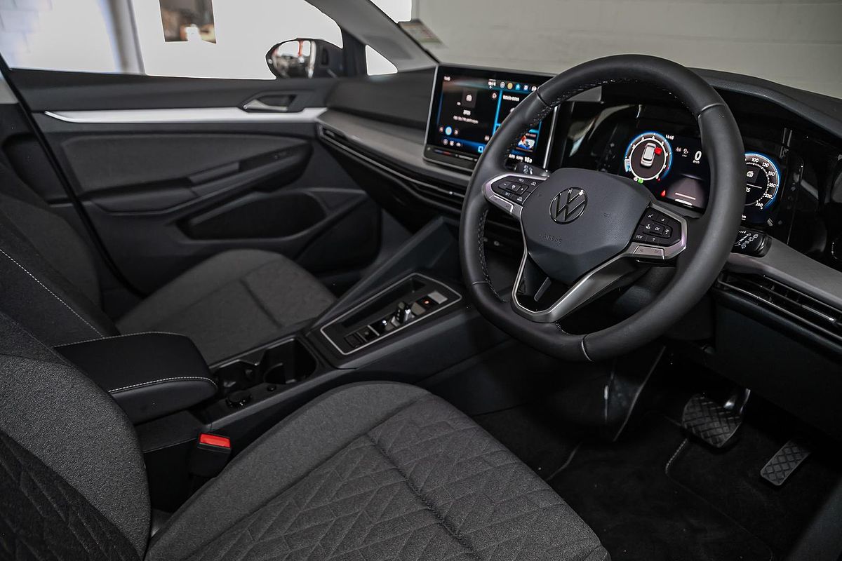 2025 Volkswagen Golf 110TSI Life 8.5