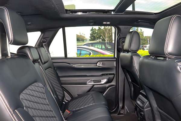 2023 Ford Everest Platinum