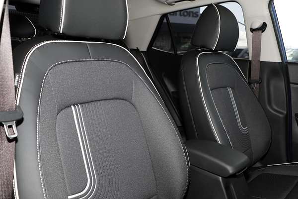 2024 Hyundai Venue Elite QX.V5