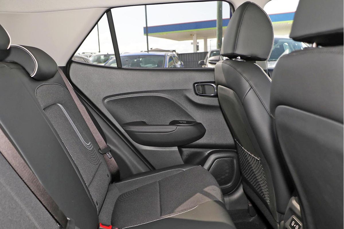 2024 Hyundai Venue Elite QX.V5