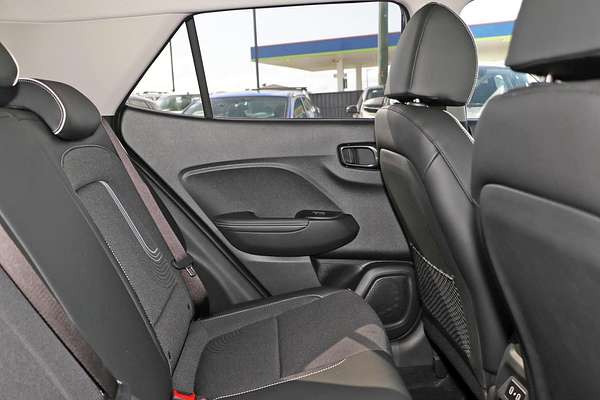 2024 Hyundai Venue Elite QX.V5