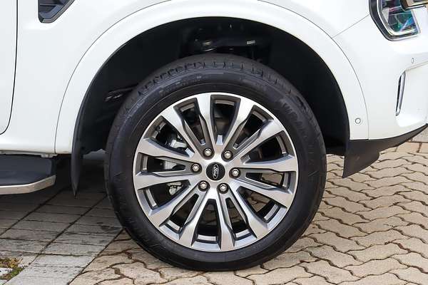 2023 Ford Everest Platinum