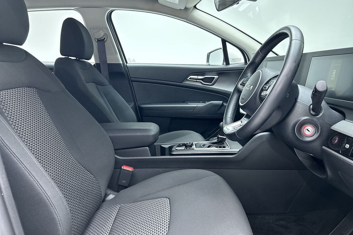 2024 Kia Sportage S NQ5