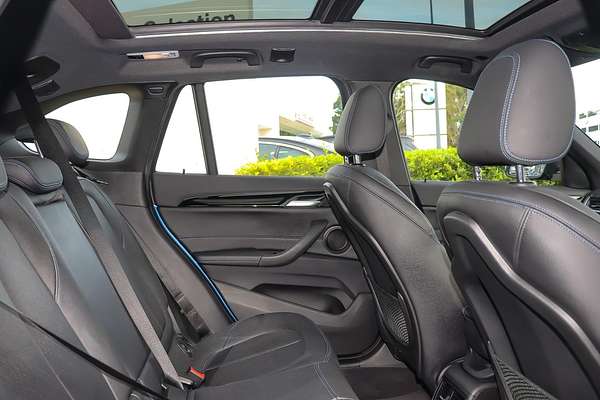 2016 BMW X1 xDrive20d F48