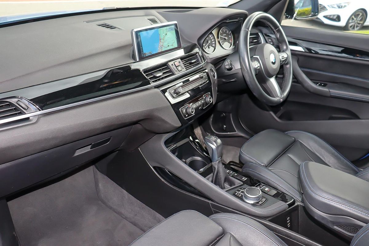 2016 BMW X1 xDrive20d F48