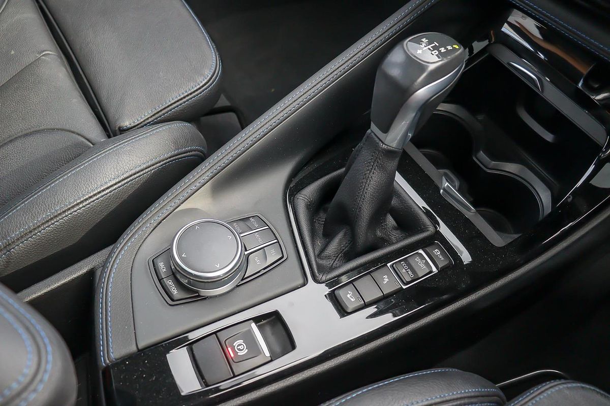 2016 BMW X1 xDrive20d F48