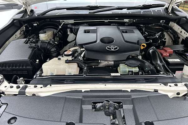 2021 Toyota Hilux SR5 GUN126R 4X4
