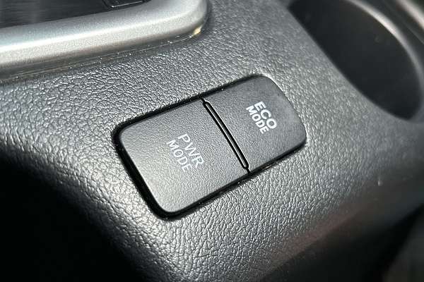 2021 Toyota Hilux SR5 GUN126R 4X4