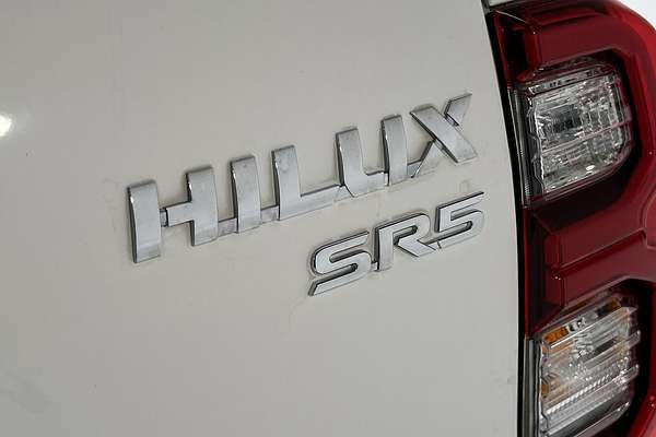 2021 Toyota Hilux SR5 GUN126R 4X4