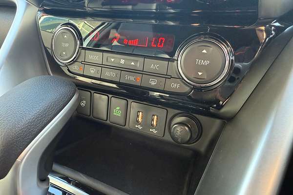 2024 Mitsubishi Eclipse Cross Exceed YB