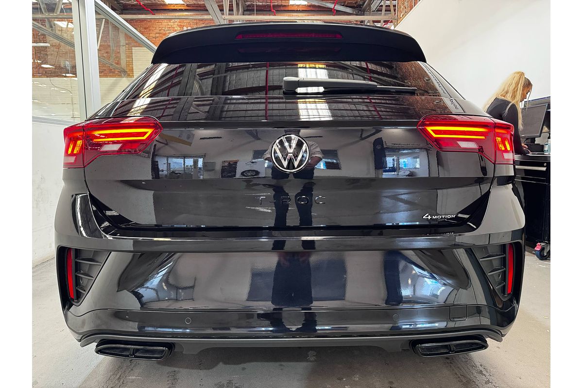 2025 Volkswagen T-Roc 140TSI R-Line D11