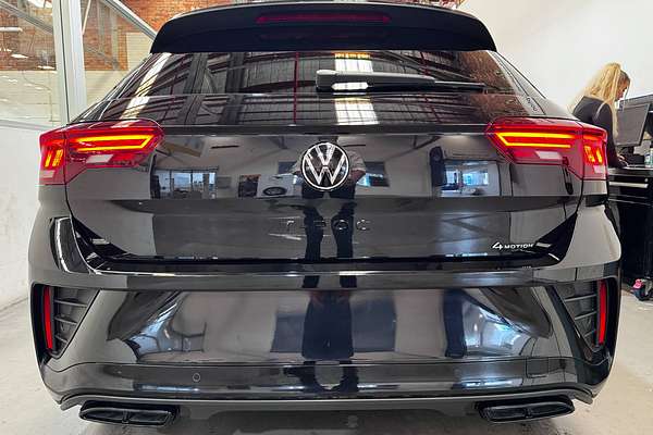 2025 Volkswagen T-Roc 140TSI R-Line D11