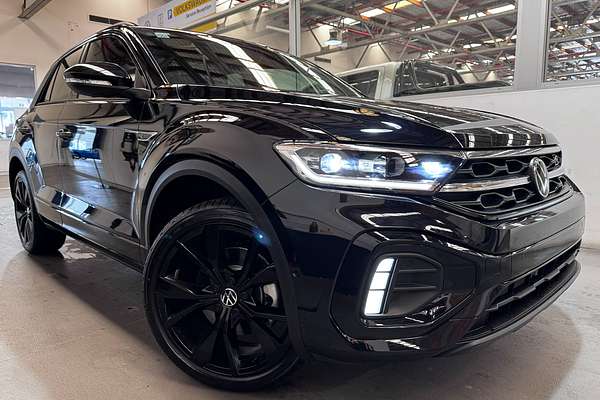 2025 Volkswagen T-Roc 140TSI R-Line D11