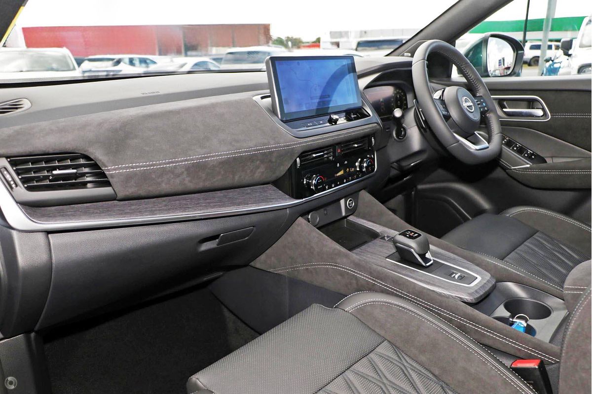 2025 Nissan QASHQAI Ti-L J12