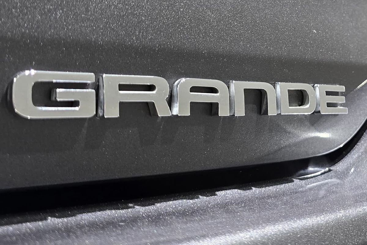 2022 Toyota Kluger Grande GSU75R