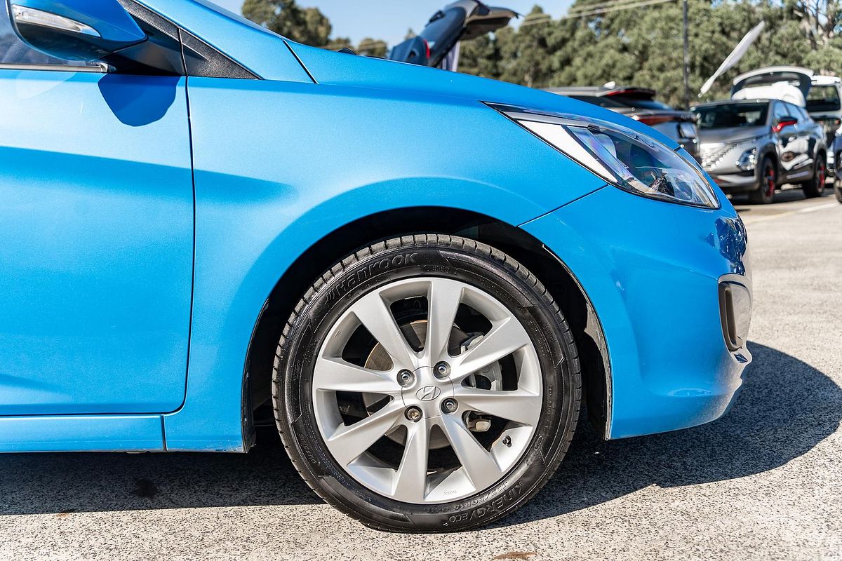 2019 Hyundai Accent Sport RB6