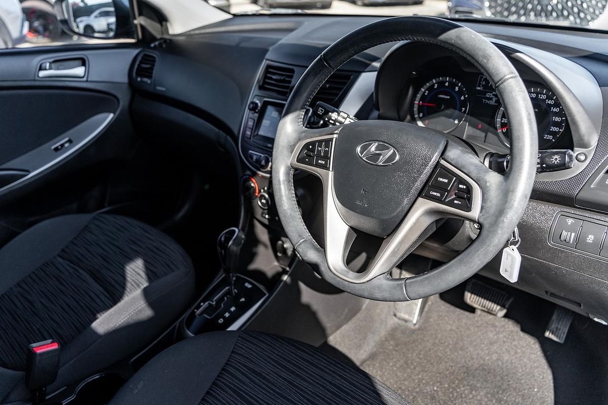 2019 Hyundai Accent Sport RB6