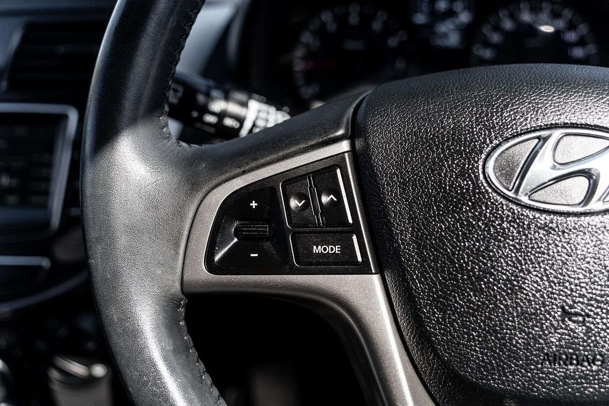 2019 Hyundai Accent Sport RB6