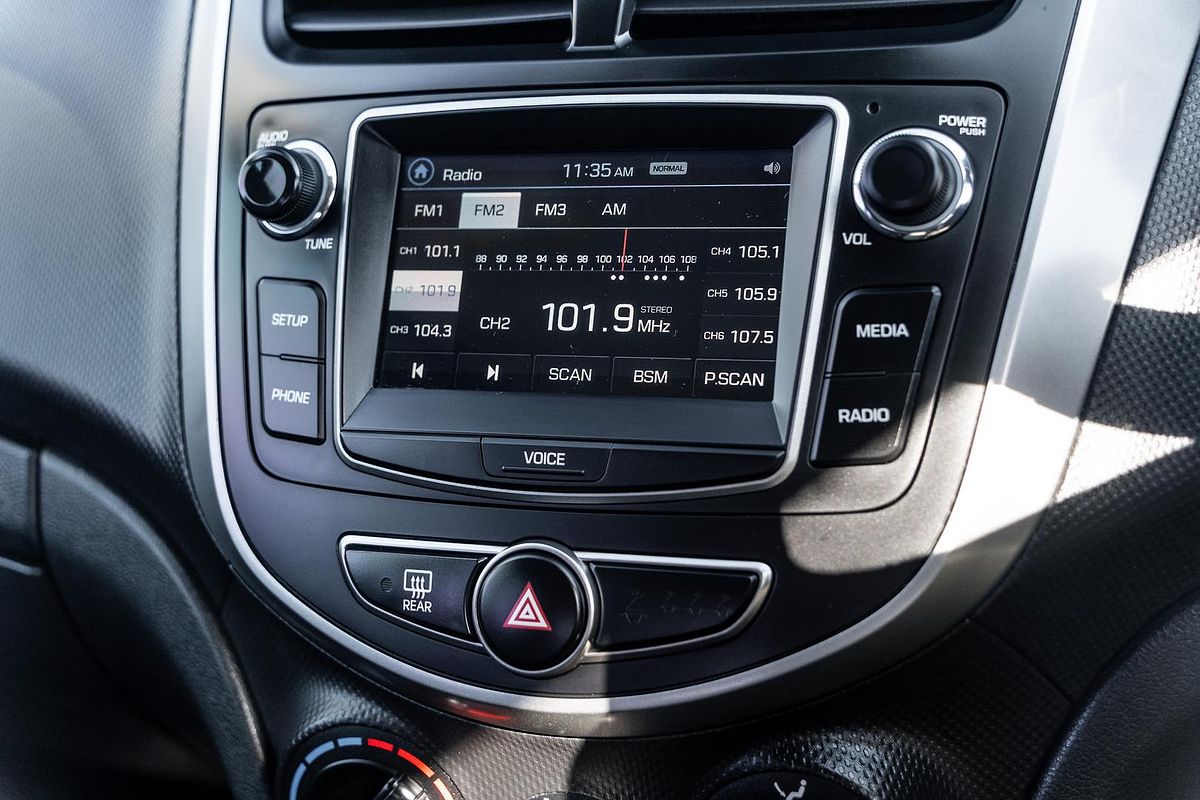 2019 Hyundai Accent Sport RB6