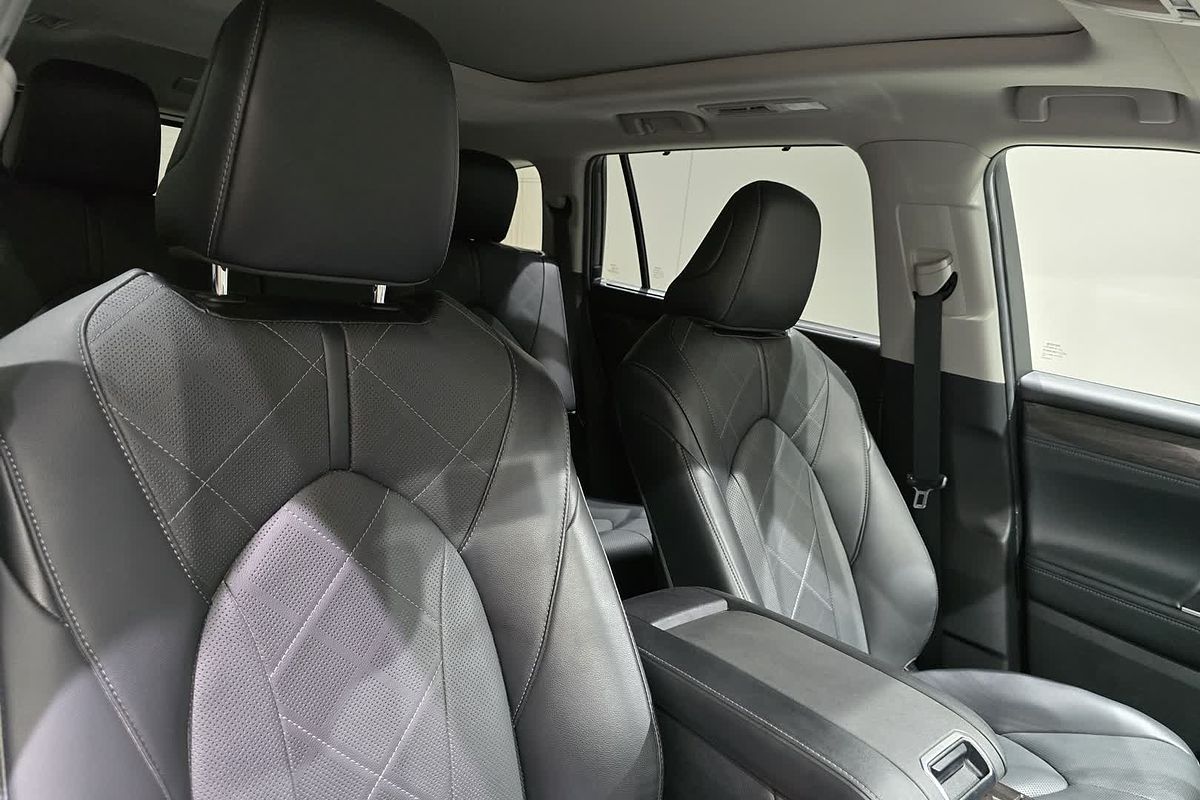 2022 Toyota Kluger Grande GSU75R