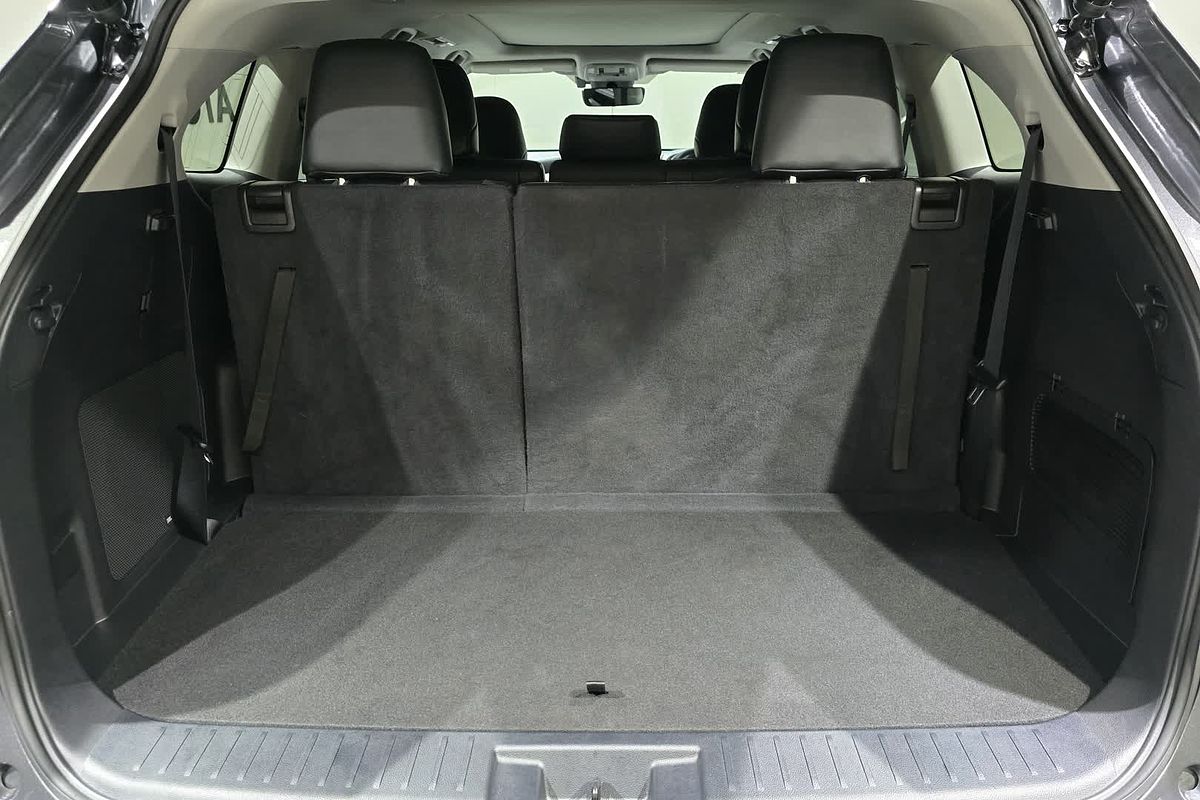 2022 Toyota Kluger Grande GSU75R