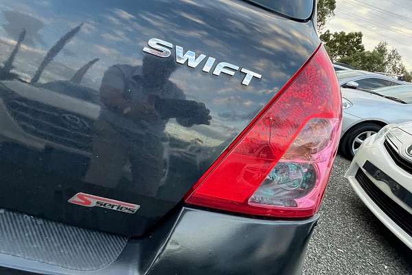 2008 Suzuki Swift S RS415