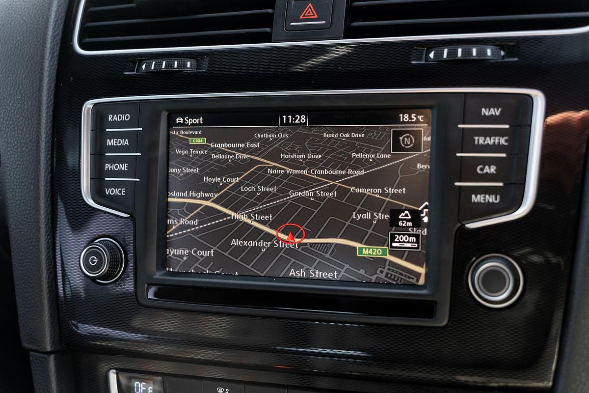 2015 Volkswagen Golf GTI 7