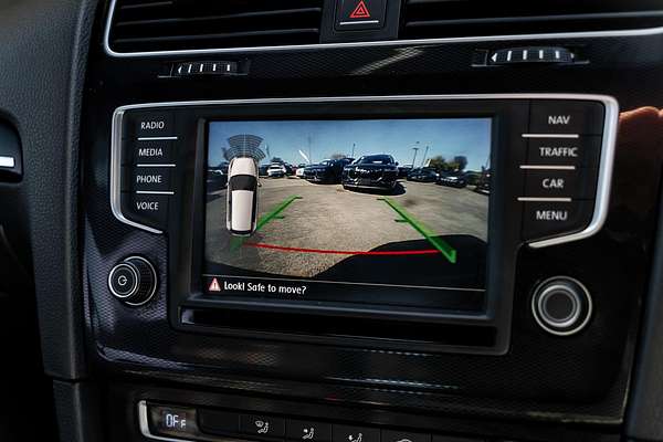 2015 Volkswagen Golf GTI 7
