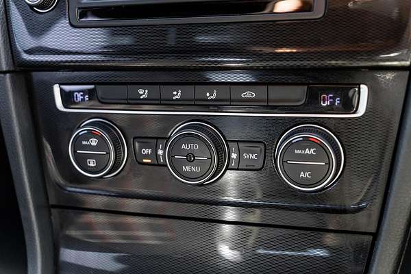2015 Volkswagen Golf GTI 7