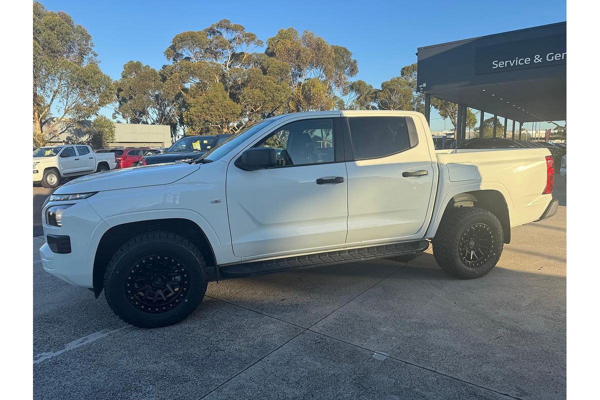 2024 Mitsubishi Triton GLX+ MV 4X4