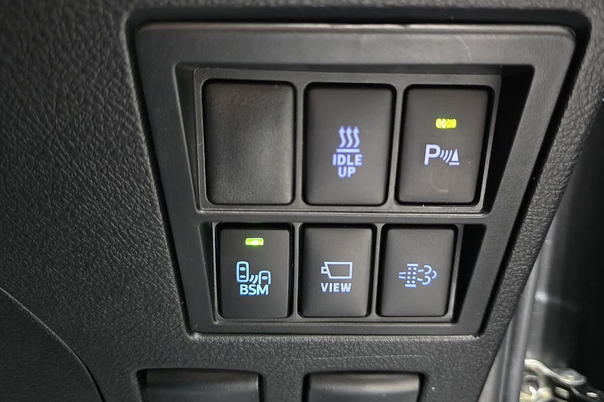 2023 Toyota Hilux SR5 GUN126R 4X4