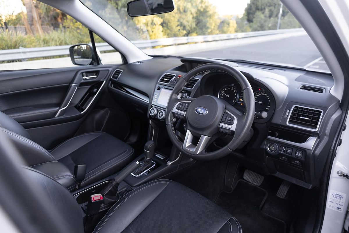 2016 Subaru Forester 2.5i-S S4