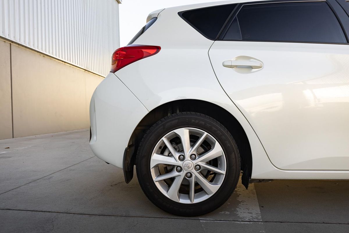 2013 Toyota Corolla Ascent Sport ZRE182R