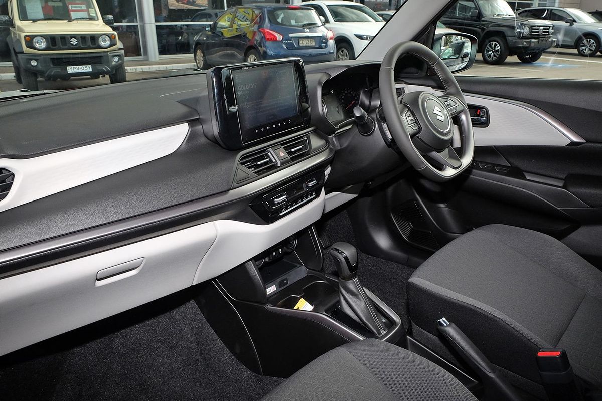 2024 Suzuki Swift Hybrid GLX UZ
