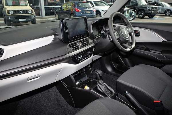 2024 Suzuki Swift Hybrid GLX UZ