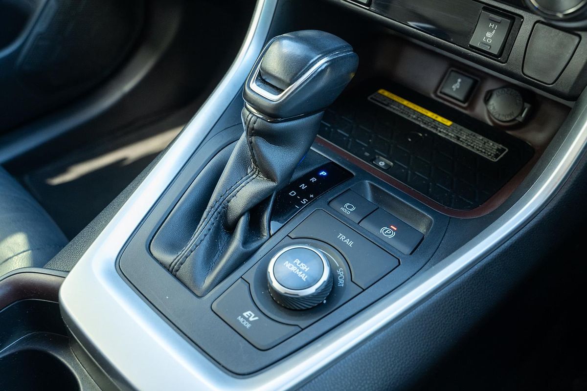 2020 Toyota RAV4 Cruiser AXAH54R