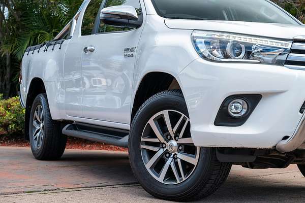 2017 Toyota Hilux SR5 GUN126R 4X4