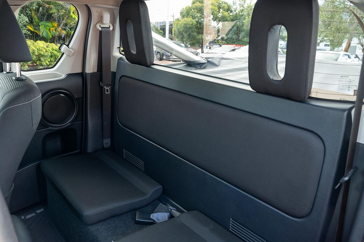 2017 Toyota Hilux SR5 GUN126R 4X4