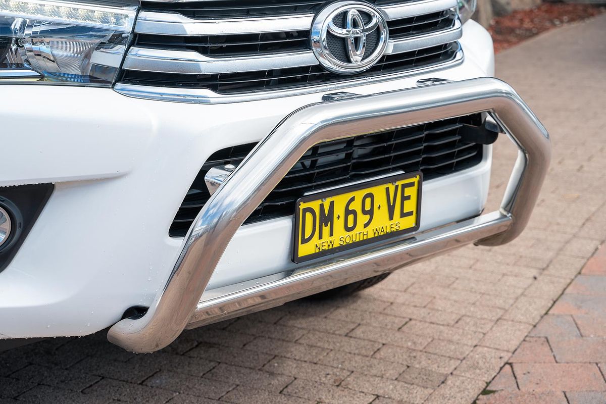 2017 Toyota Hilux SR5 GUN126R 4X4